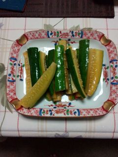 夏バテ予防にキュウリのニンニク漬け-レシピのメイン写真