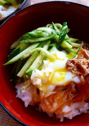 ファミコレ牛丼の簡単ビビンバ風-レシピのメイン写真