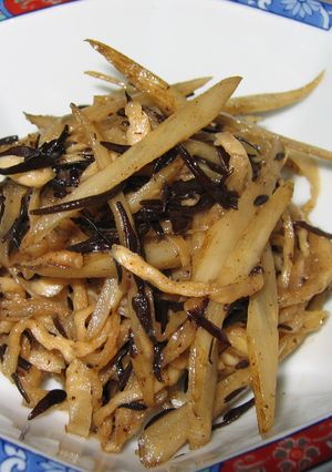 切干大根とごぼうとひじきの煮物-レシピのメイン写真