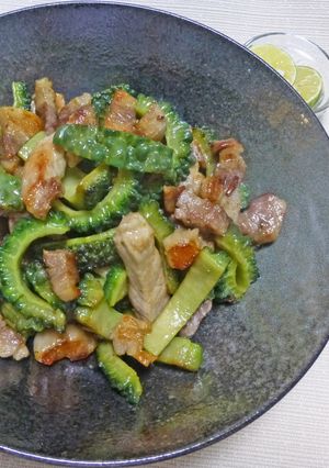 苦うま♪ゴーヤと豚肉うま塩炒め-レシピのメイン写真