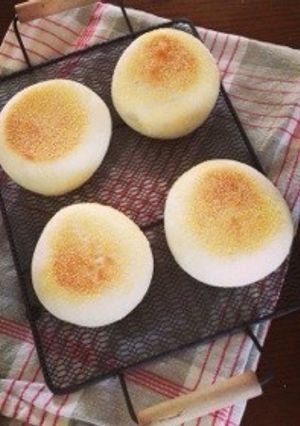 フライパンでイングリッシュマフィン-レシピのメイン写真