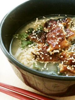 うなぎを食べたら!ひつまぶしほうじ茶粥-レシピのメイン写真