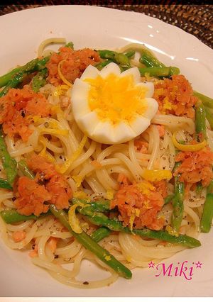 アスパラ・サーモン・花咲くレモンパスタ♪-レシピのメイン写真