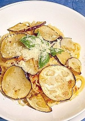 揚げナスとトマトのシチリア伝統パスタ-レシピのメイン写真