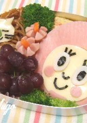 ずきんちゃんサンド弁当（キャラ弁）-レシピのメイン写真