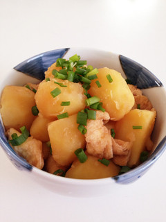 じゃがいもと油揚げのシンプル煮物-レシピのメイン写真