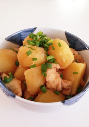 じゃがいもと油揚げのシンプル煮物-レシピのメイン写真