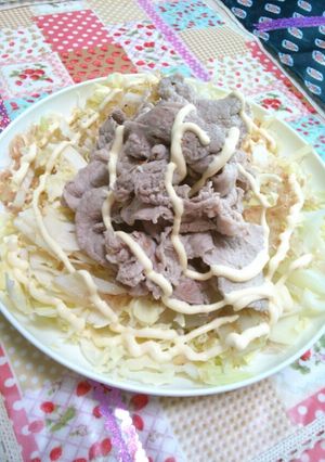 キャベツ玉ねぎおかか豚肉サラダ-レシピのメイン写真