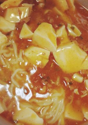 材料は3つだけ。ズボラ飯!簡単麻婆麺!-レシピのメイン写真