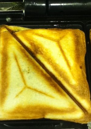 我が家の定番★バジルソースのホットサンド-レシピのメイン写真
