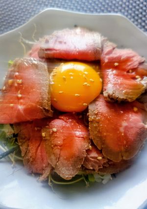 余ったローストビーフで♡ローストビーフ丼-レシピのメイン写真
