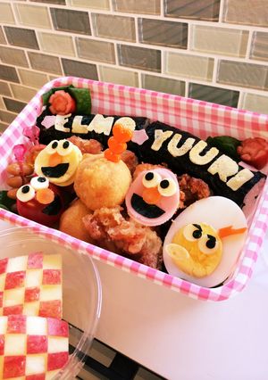 簡単おにぎり。キャラ弁のご飯にどうぞ。-レシピのメイン写真