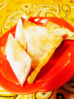 簡単☆餃子の皮で桃&バナナパイ⁈-レシピのメイン写真