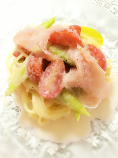 アスパラと生ハムのトマトたらこ冷製パスタ-レシピのメイン写真