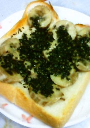 カルピスソフト黒胡麻ばななトースト-レシピのメイン写真
