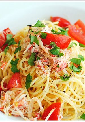 ずわい蟹とアンチョビ、トマトの冷製パスタ-レシピのメイン写真