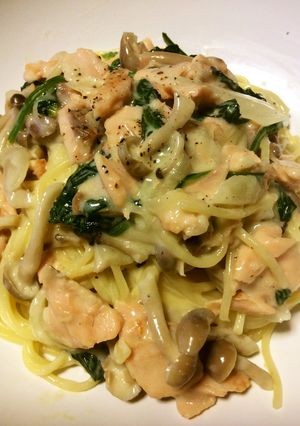 鮭とほうれん草のクリームパスタ-レシピのメイン写真