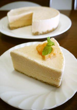 赤肉メロンのフローズンヨーグルトケーキ♪-レシピのメイン写真