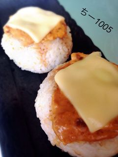 残ったご飯で味噌マヨチーズ焼きおにぎり★-レシピのメイン写真