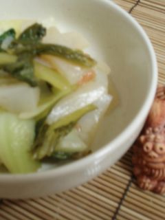 青梗菜とこんにゃくの梅ぽん炒め-レシピのメイン写真