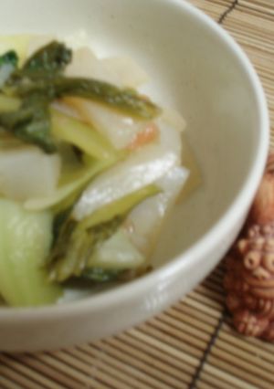 青梗菜とこんにゃくの梅ぽん炒め-レシピのメイン写真