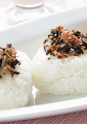遊月亭黒豆茶出がらしレシピ☆黒豆ふりかけ-レシピのメイン写真