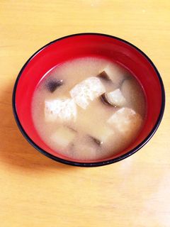 美味しい♪なすと油揚げのお味噌汁♪-レシピのメイン写真