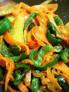 人参炒めーー楽しいスライサー料理ーー-レシピのメイン写真
