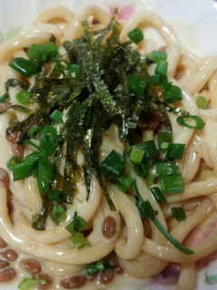 濃厚♪レンジで簡単!納豆バタマヨうどん♡-レシピのメイン写真