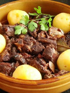 ポルトガルの★ラム肉の赤ワイン煮込み★-レシピのメイン写真