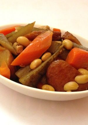 大豆をいれた旨煮-レシピのメイン写真