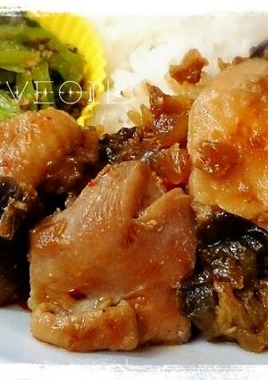 ご飯がススム♪茄子と鶏肉のちょい辛炒め-レシピのメイン写真