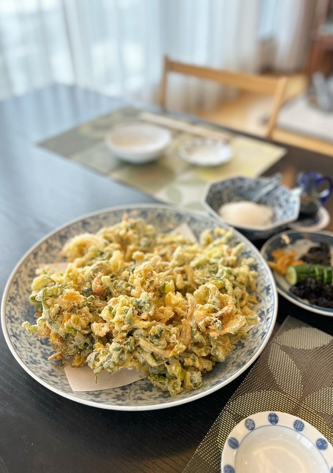 セロリの葉大量消費☆簡単緑のかき揚げ-レシピのメイン写真