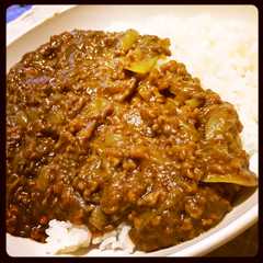 รูปของ 家族絶賛！市販のルーで挽肉キーマカレー