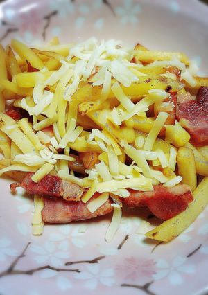 子供大好き！！冷凍ポテトのベーコン炒め-レシピのメイン写真