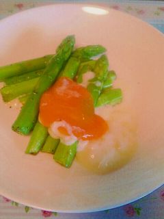 アスパラの温玉のせ-レシピのメイン写真
