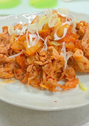 簡単激旨！材料これだけ"俺の"豚キムチ！-レシピのメイン写真