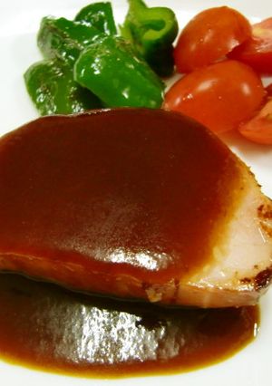 ★簡単！特製ソースでロースハムステーキ♪-レシピのメイン写真