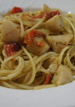 ホタテとトマトのジェノベーゼソースパスタ-レシピのメイン写真