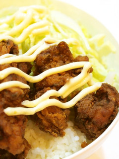 ランチにも☆さくさくガーリック唐揚げ丼-レシピのメイン写真