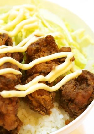ランチにも☆さくさくガーリック唐揚げ丼-レシピのメイン写真