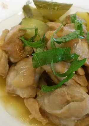 夏バテに❀ 鶏もも肉ときゅうりの梅煮-レシピのメイン写真
