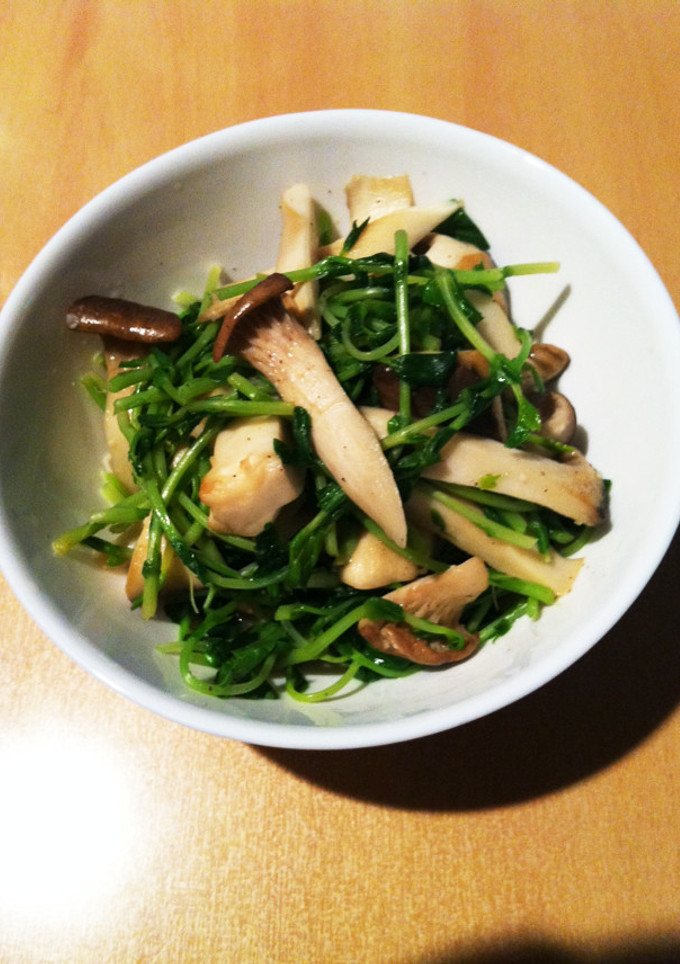 エリンギと豆苗の炒め物-レシピのメイン写真