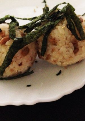 余った納豆でネバネバにならないおにぎり-レシピのメイン写真