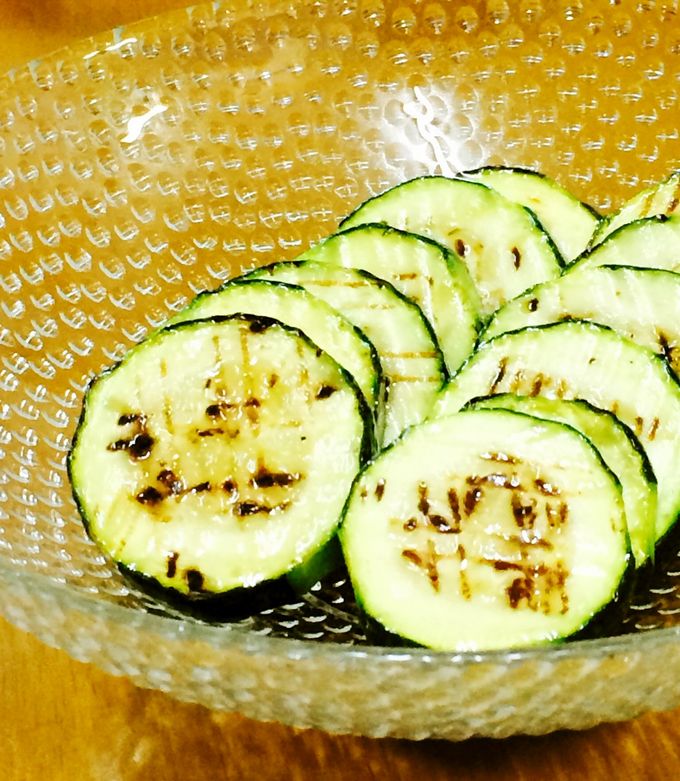 夏の常備菜＊ズッキーニの焼き浸し by Natsutach 【クックパッド