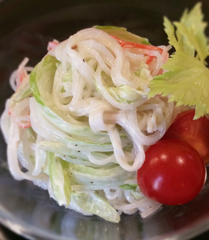 セロリとカニカマの春雨サラダ by dizzy_orz 【クックパッド】 簡単