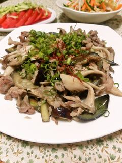 豚肉&茄子&舞茸のエスニック炒め♪-レシピのメイン写真