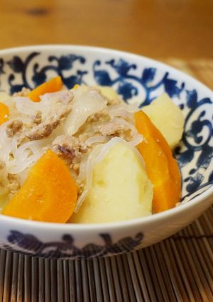 甘さ控えめ☆塩麹肉じゃが-レシピのメイン写真
