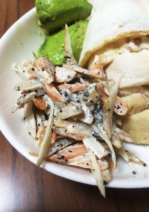 シャキッと胡麻ごぼうサラダ-レシピのメイン写真