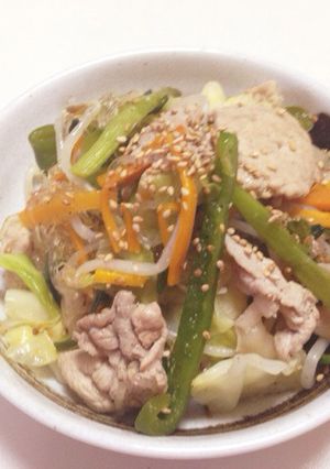 野菜たっぷり、豚肉でチャプチェ-レシピのメイン写真